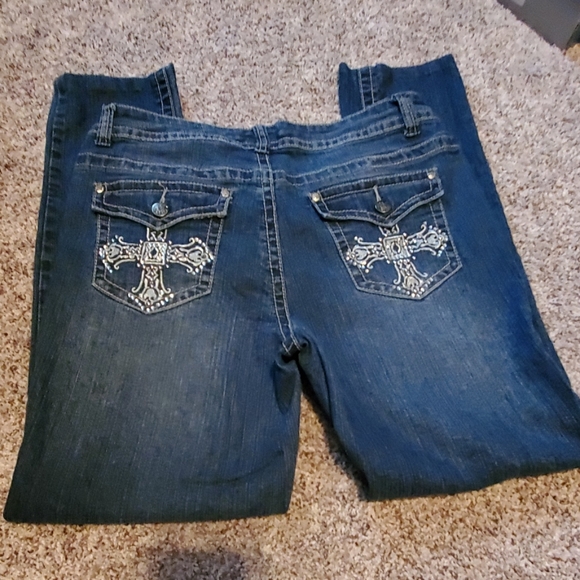 Revolt Jeans Size 10 with 27 inch Inseam - Picture 7 of 8